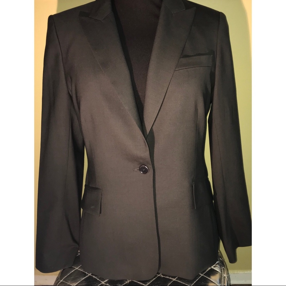👜HOLT RENFREW Blazer👜 - Picture 2 of 10